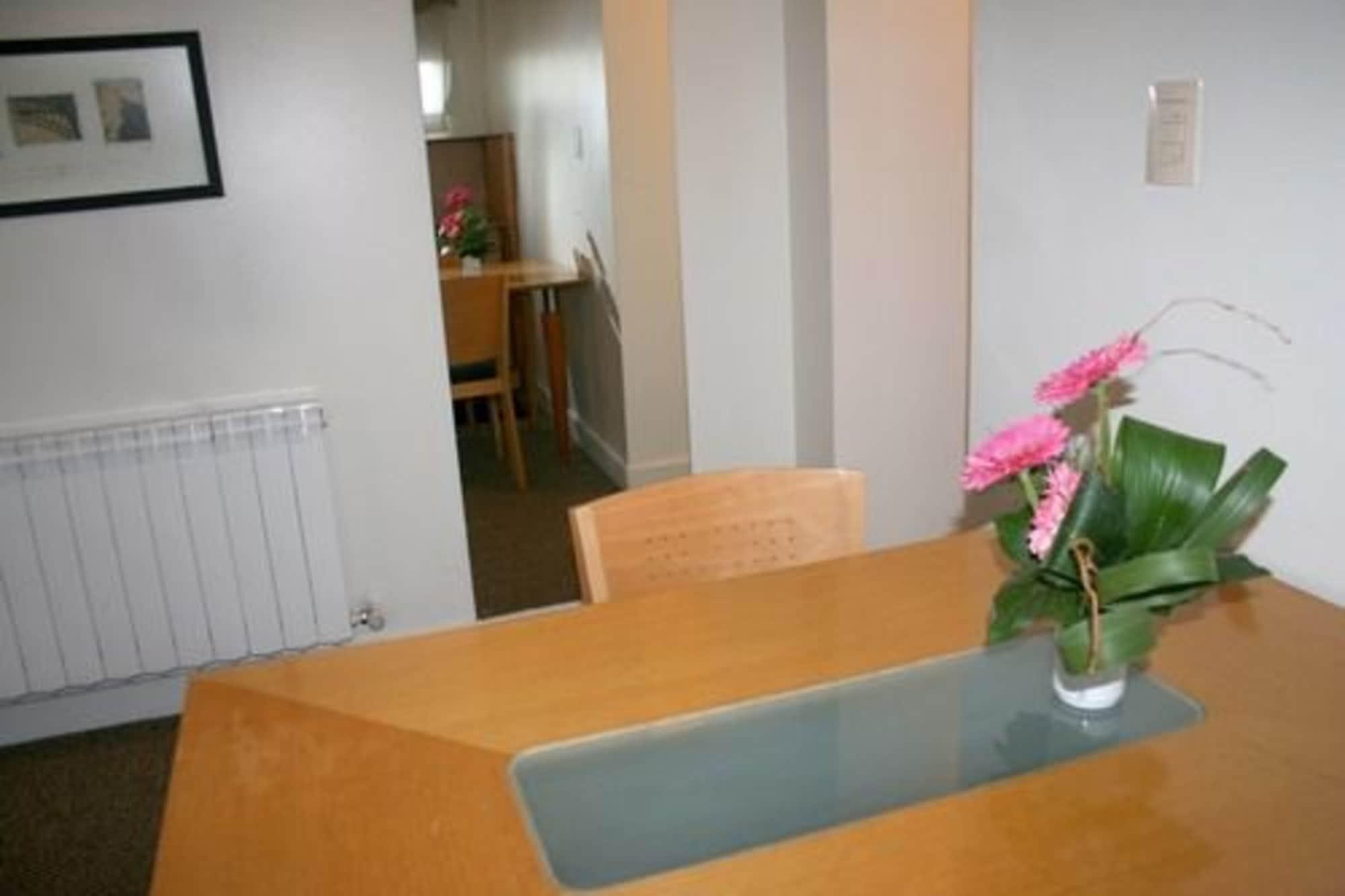 Urbana Suites Mendoza Buitenkant foto
