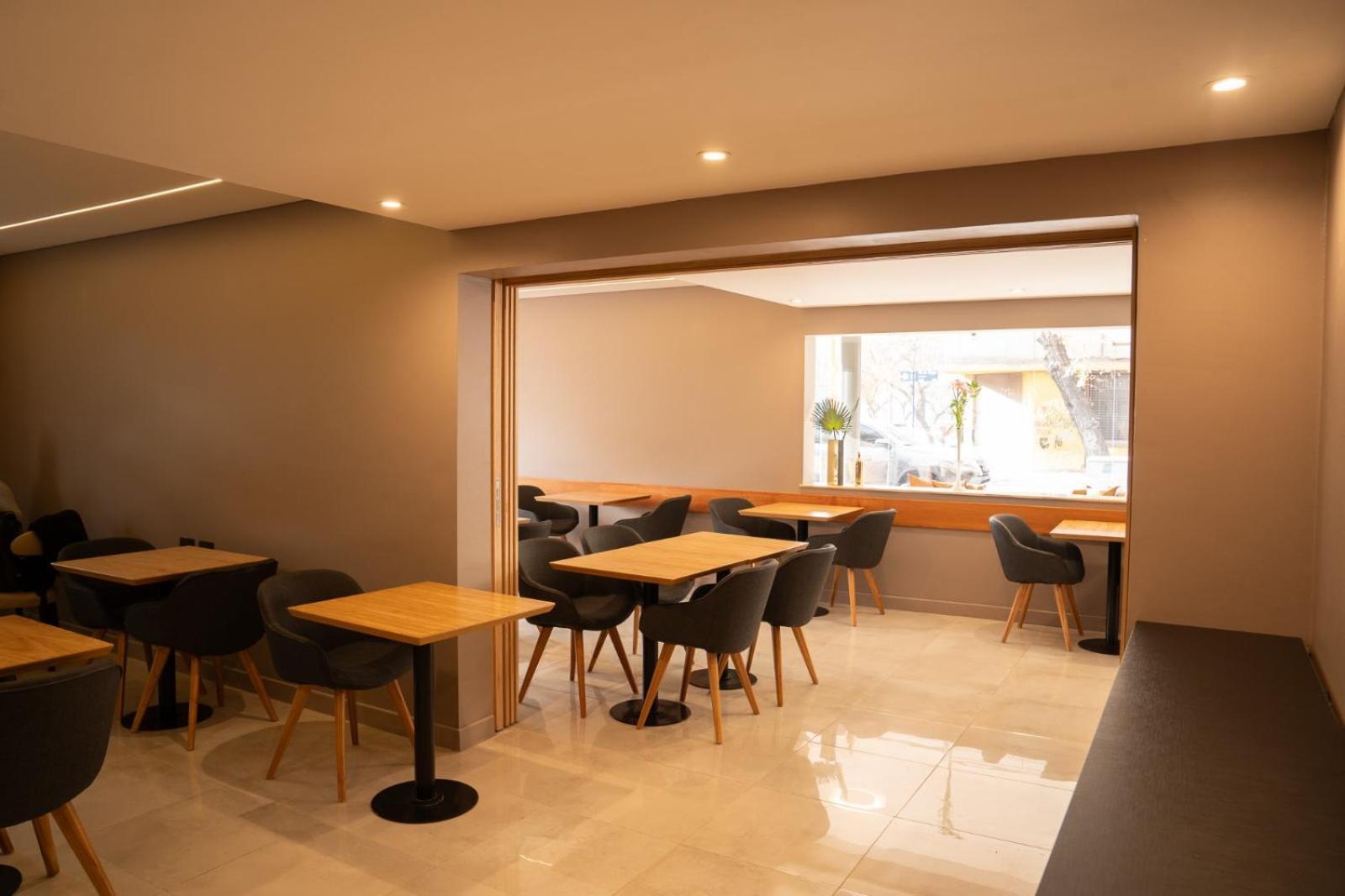 Urbana Suites Mendoza Buitenkant foto