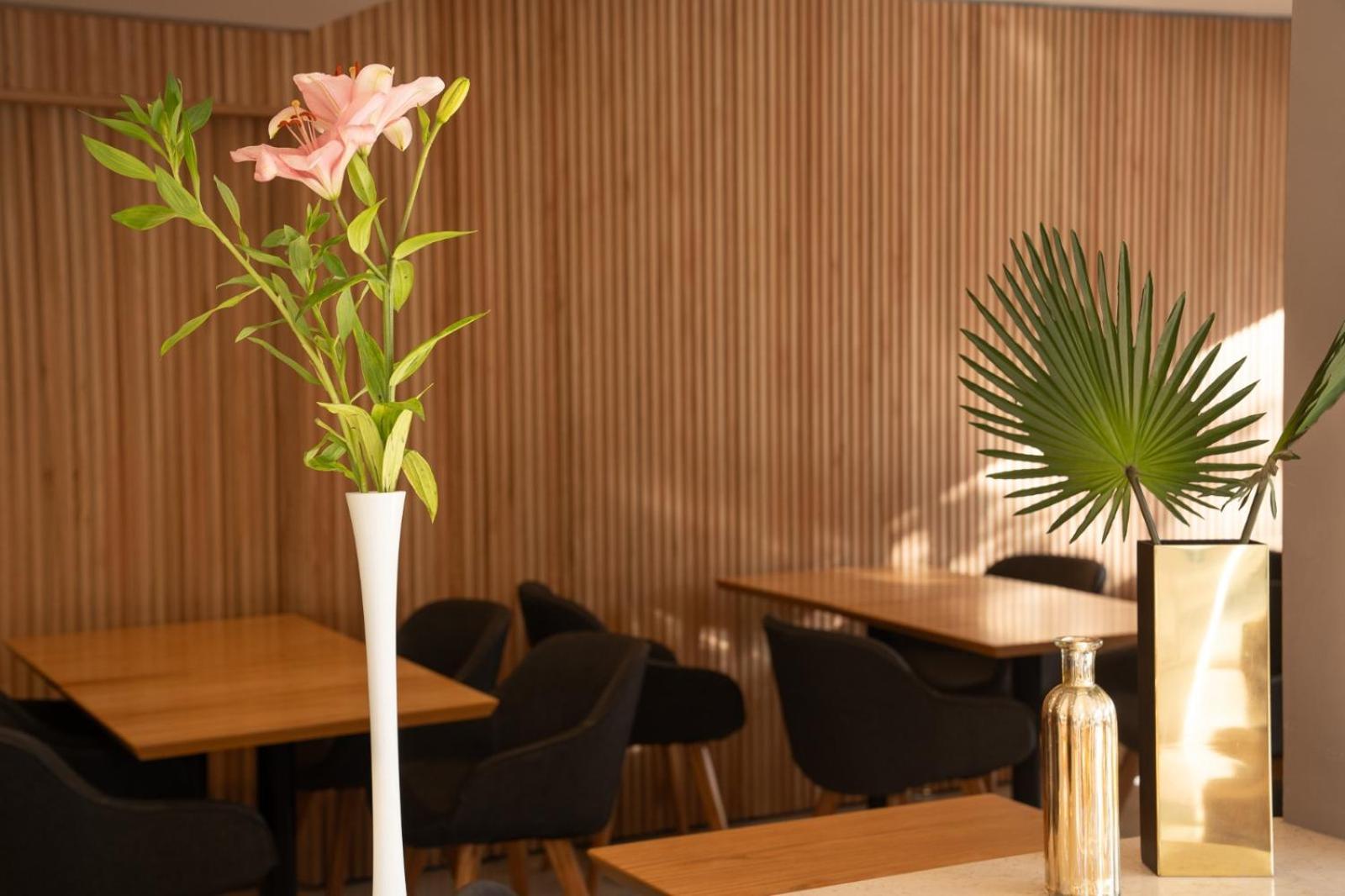 Urbana Suites Mendoza Buitenkant foto