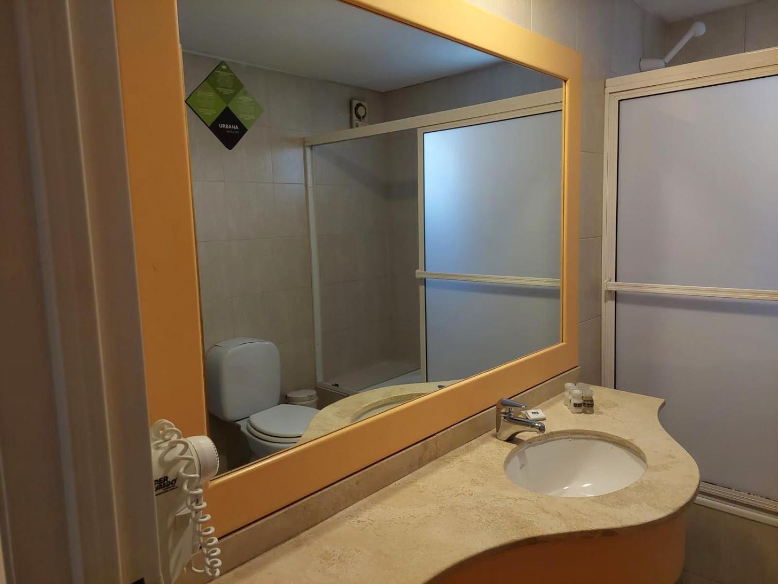 Urbana Suites Mendoza Buitenkant foto