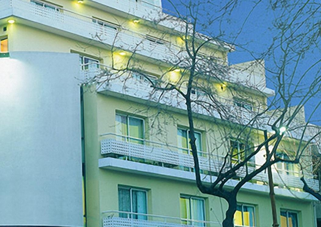 Urbana Suites Mendoza Buitenkant foto