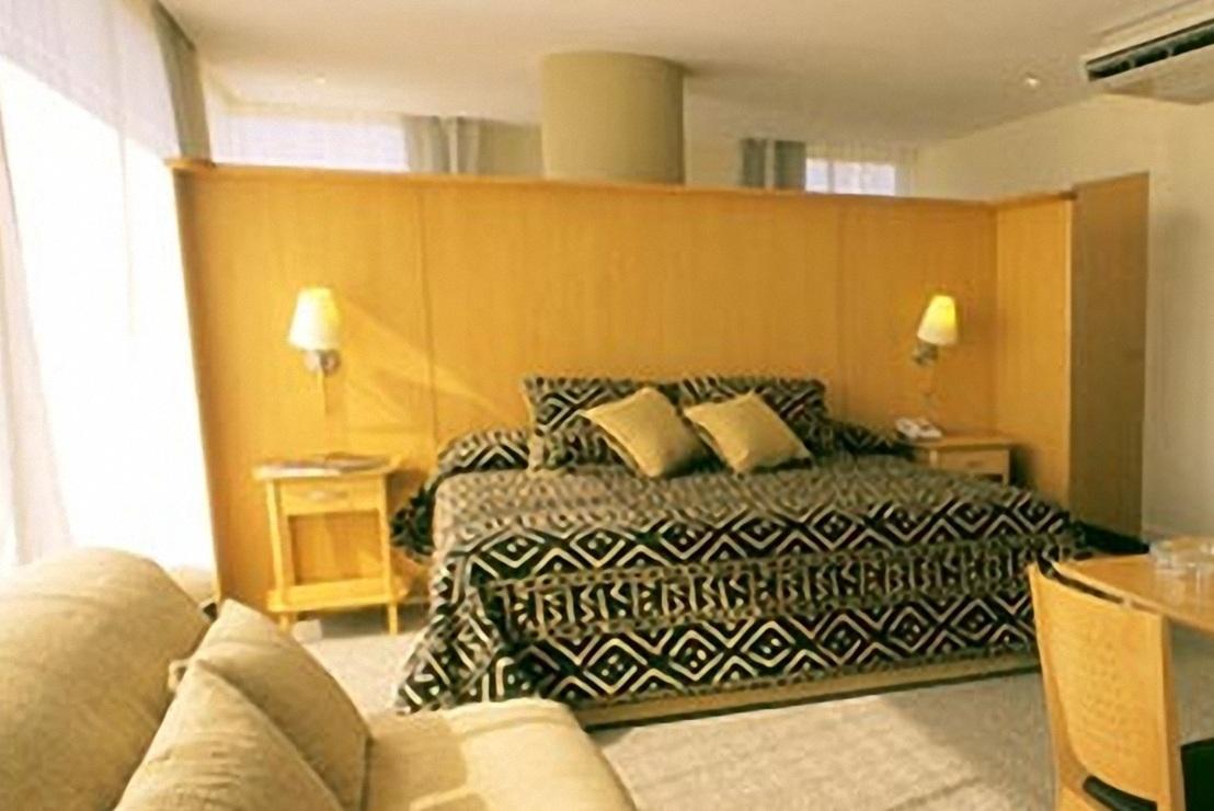 Urbana Suites Mendoza Buitenkant foto