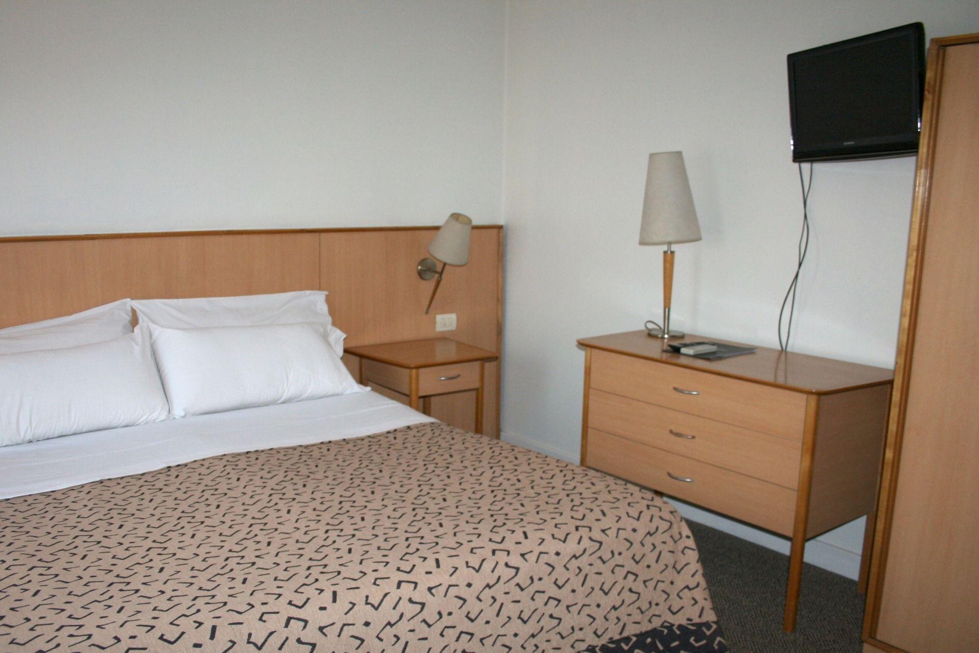 Urbana Suites Mendoza Buitenkant foto